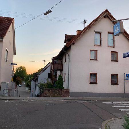 Fachwerkhaus In Ruhiger Altstadt By Rabe - Free Netflix & Eigene Terrasse Карлсруе Екстериор снимка