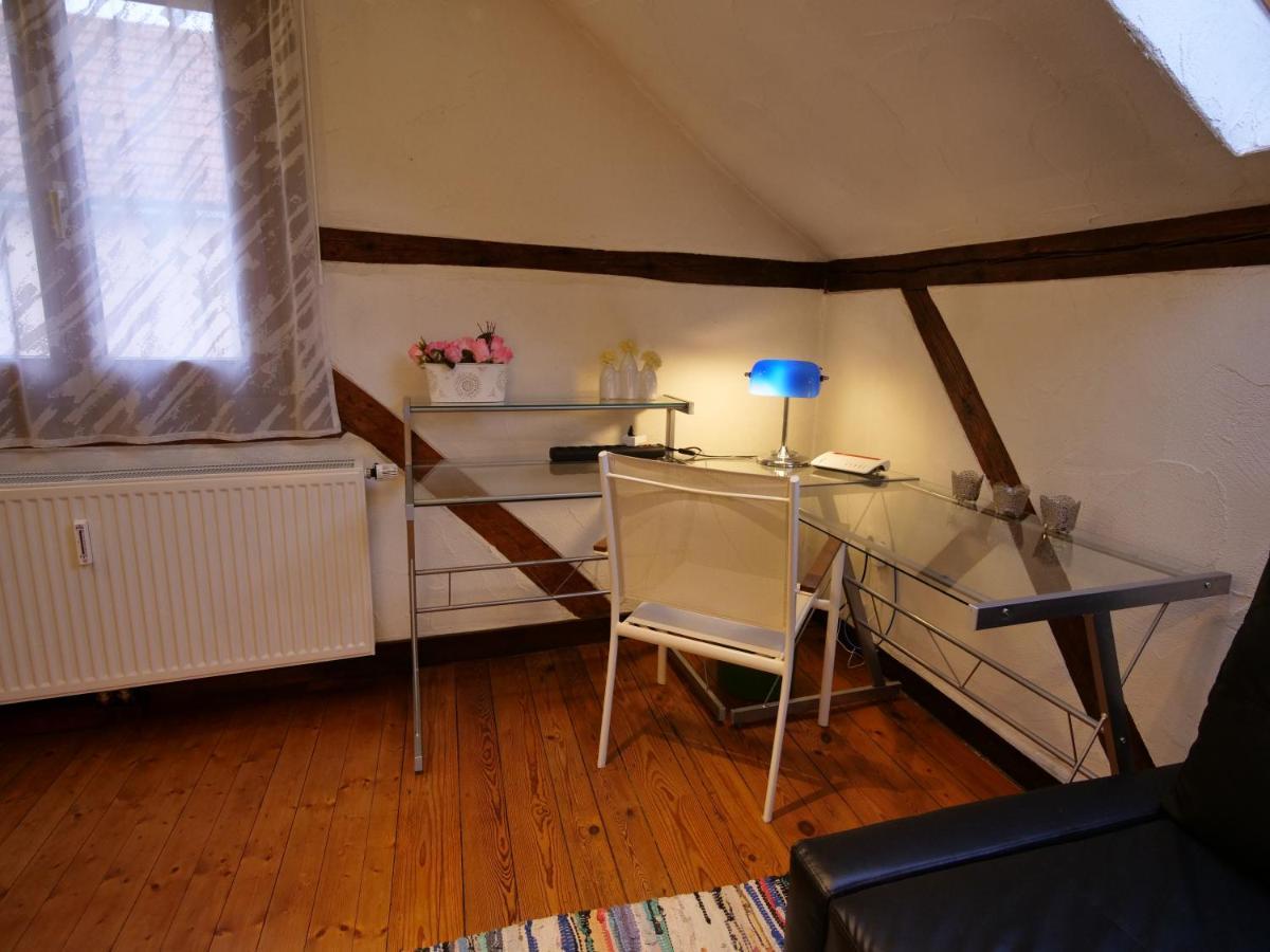 Fachwerkhaus In Ruhiger Altstadt By Rabe - Free Netflix & Eigene Terrasse Карлсруе Екстериор снимка